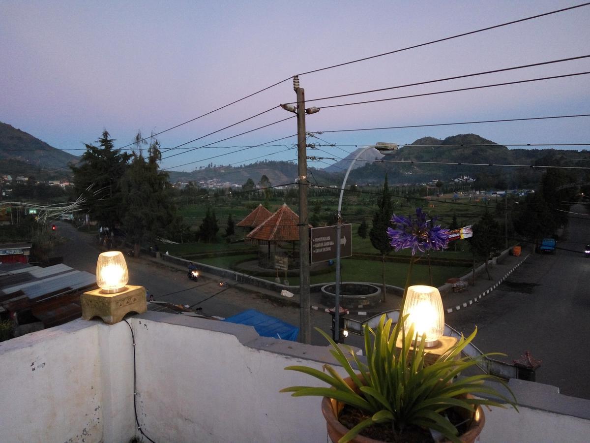 Tani Jiwo Hostel Diyeng Extérieur photo