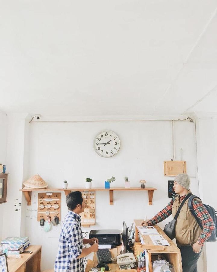 Tani Jiwo Hostel Diyeng Extérieur photo